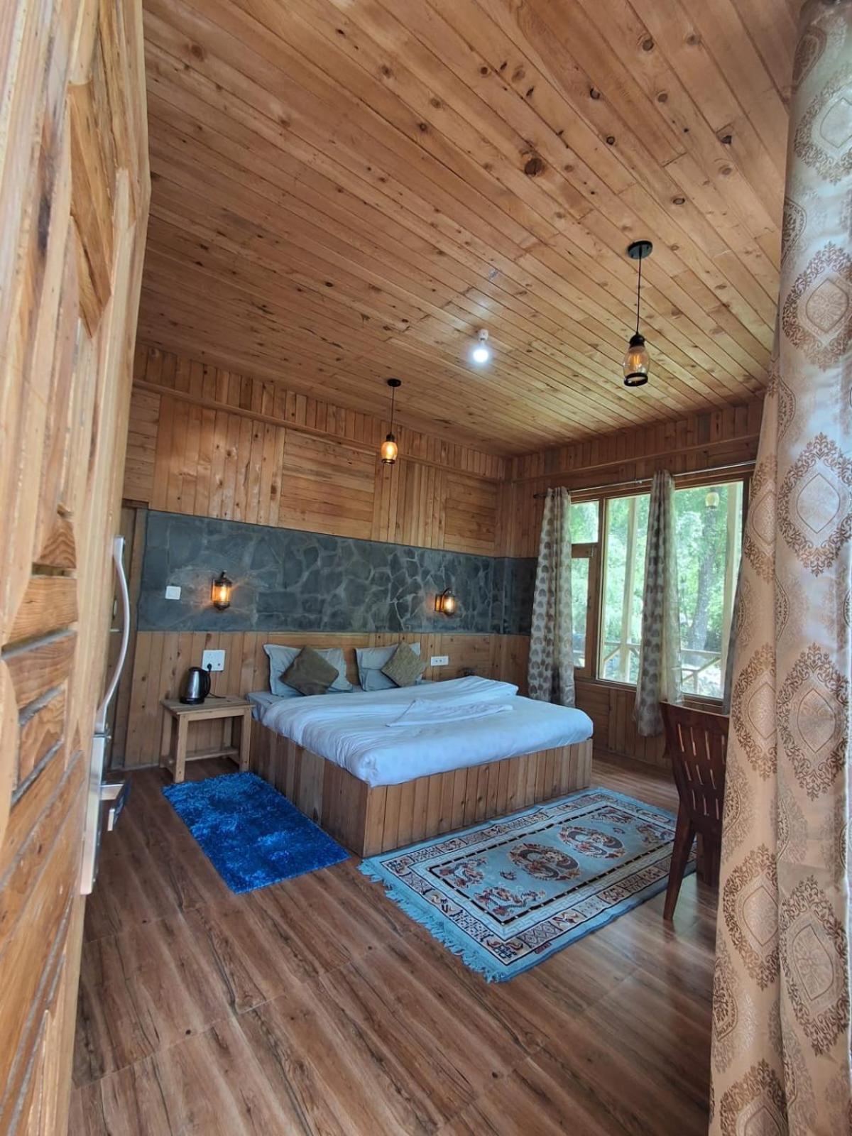 The Cozy Cabin, Jibhi Banjār Exteriér fotografie