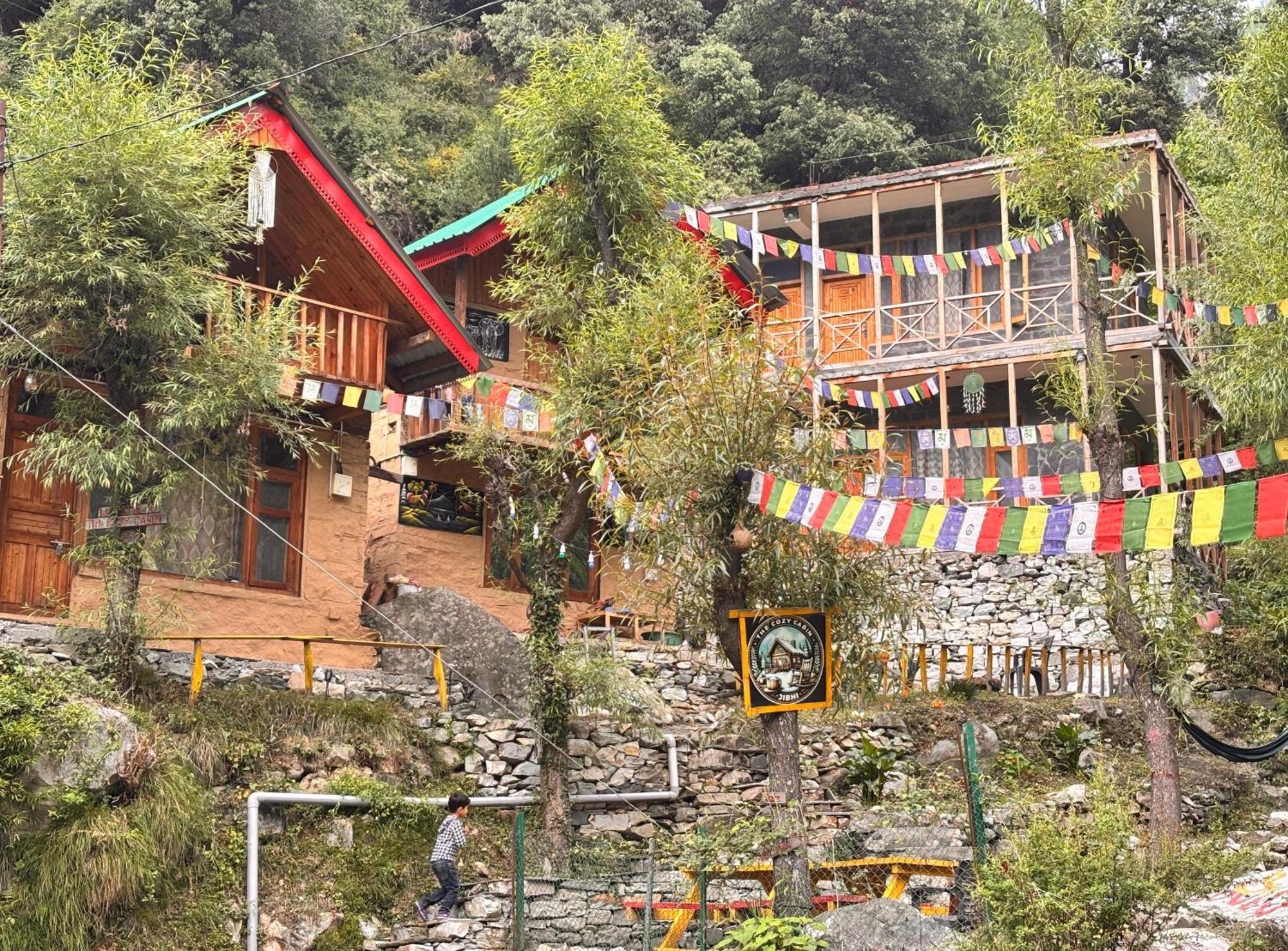 The Cozy Cabin, Jibhi Banjār Exteriér fotografie